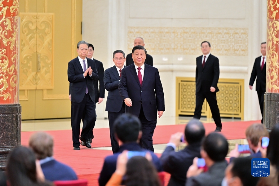 习近平在二十届中共中央政治局常委同中外记者见面时强调 始终坚持一切为了人民一切依靠人民 以中国式现代化全面推进中华民族伟大复兴(图5) 习近平在二十届中共中央政治局常委同中外记者见面时强调 始终坚持一切为了人民一切依靠人民 以中国式现代化全面推进中华民族伟大复兴(图5)